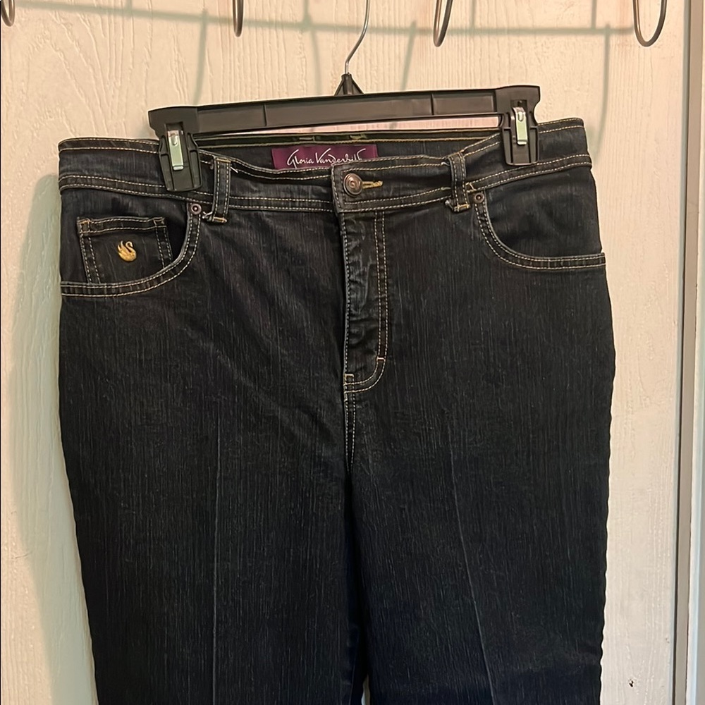 Gloria Vanderbilt Women's Straight Leg Jeans in Dark Indigo